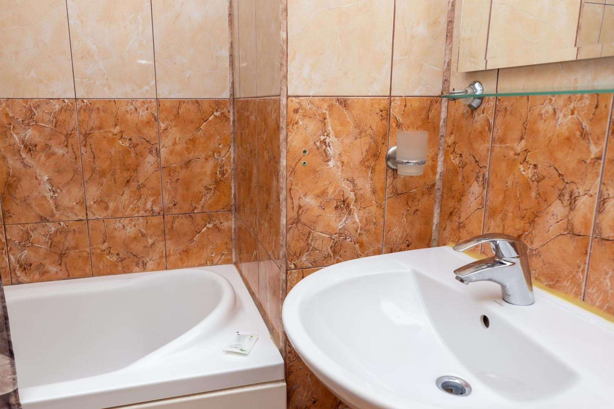 בוקרשט Hotel Sir Colentina מראה חיצוני תמונה